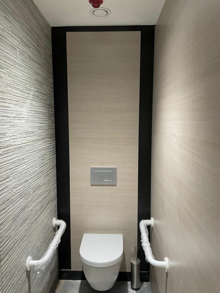 Urban Privacy inside cubicle
