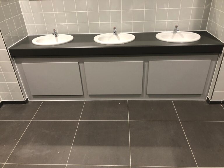 Venesta vanity unit