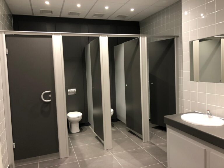 Venesta Centurion toilet cubicles