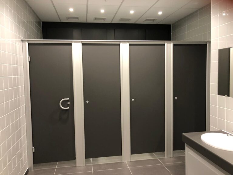 Venesta Centurion toilet cubicles