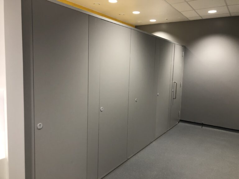 Venesta Unity WC cubicles