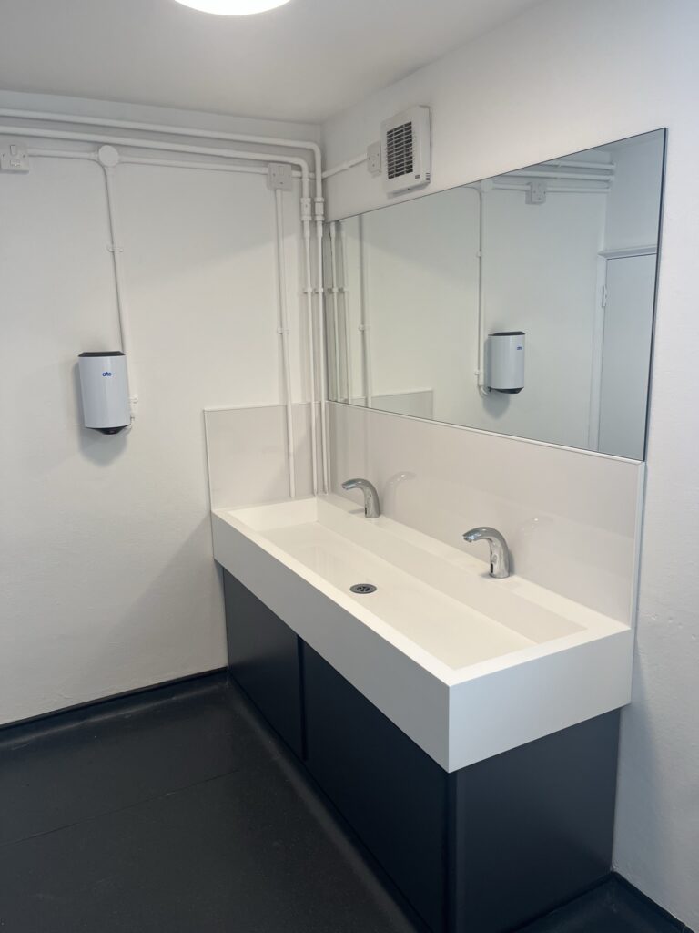 Picture of new washtroughs