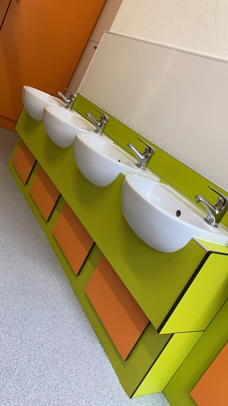 Venesta SGL vanity unit 1