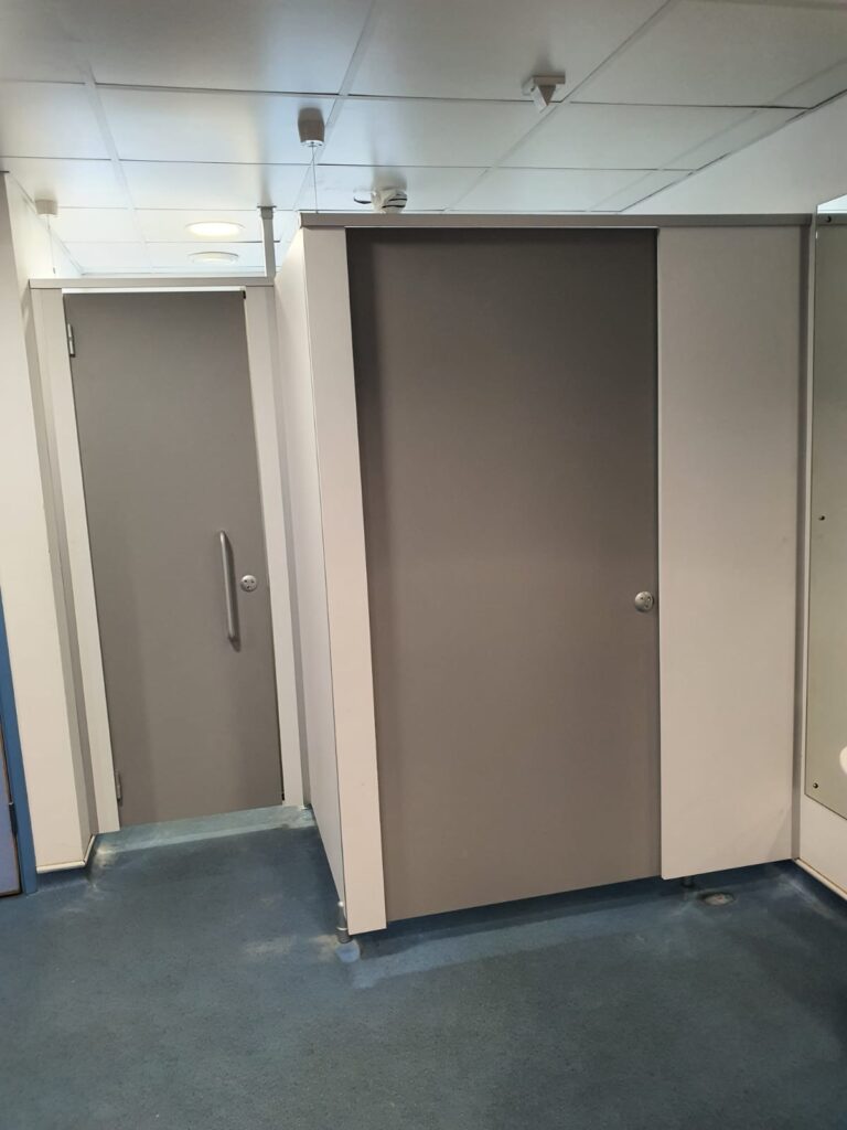 TBS Amwell toilet cubicles