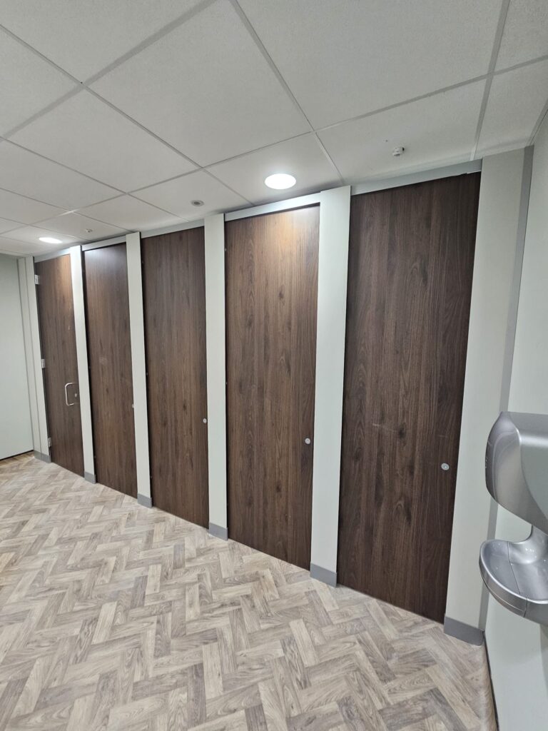 Installation of Venesta washroom products at the Perrywood Garden Centre