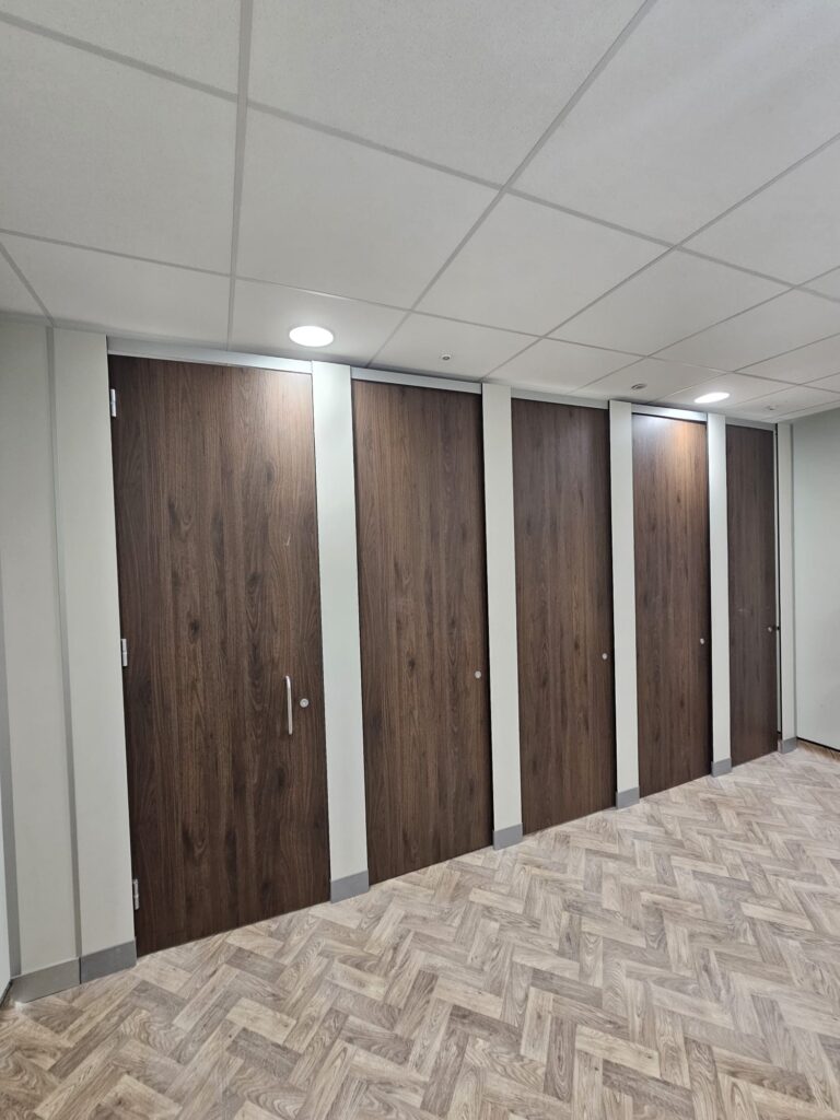 Installation of Venesta washroom products at the Perrywood Garden Centre
